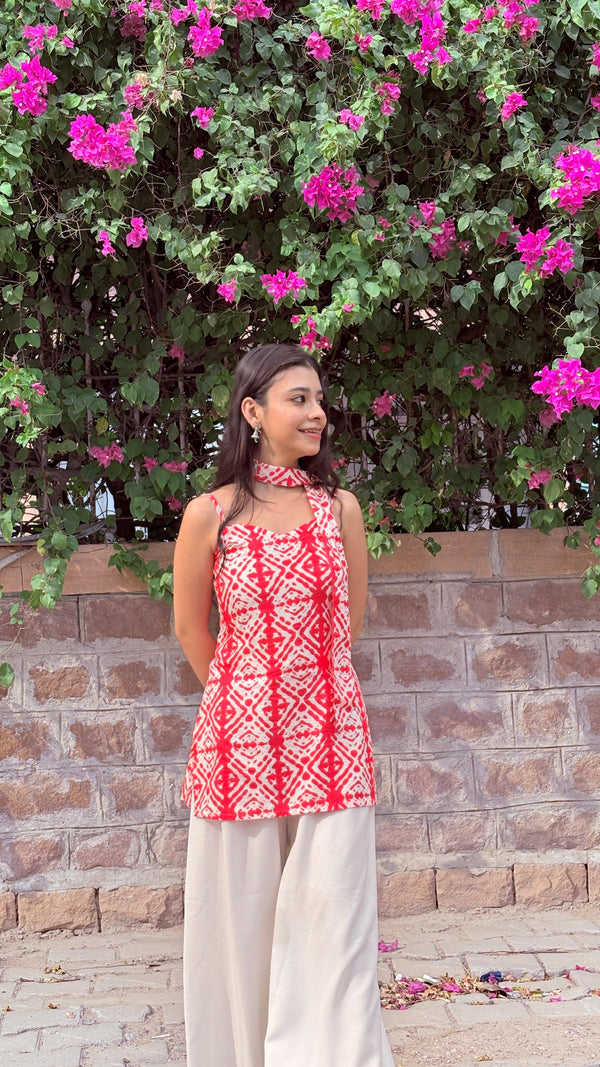 Pink Geometric Print Kurti With Scarf