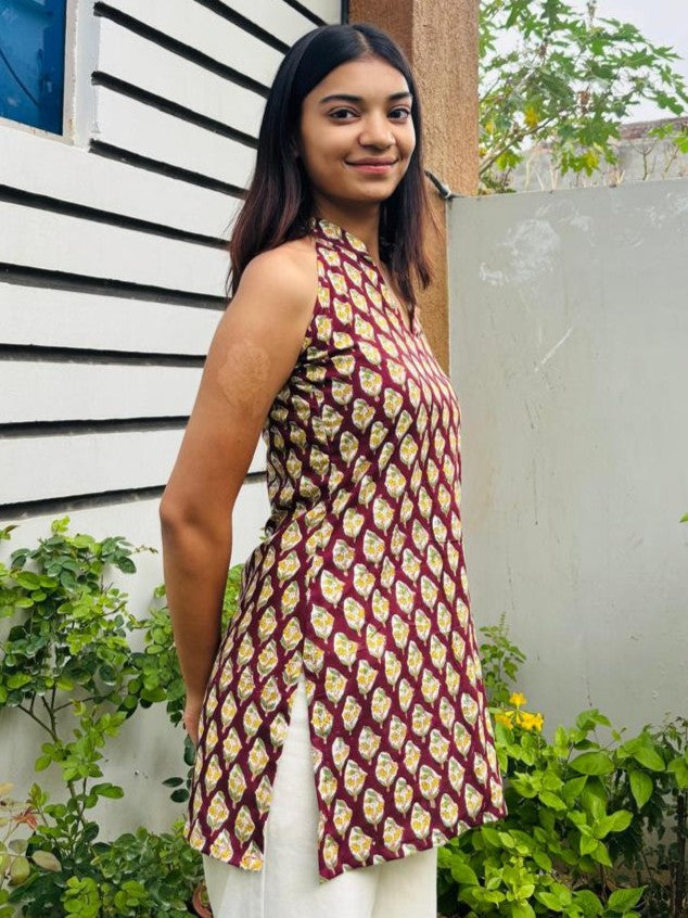 Maroon Mandarin Collar Cotton Kurti
