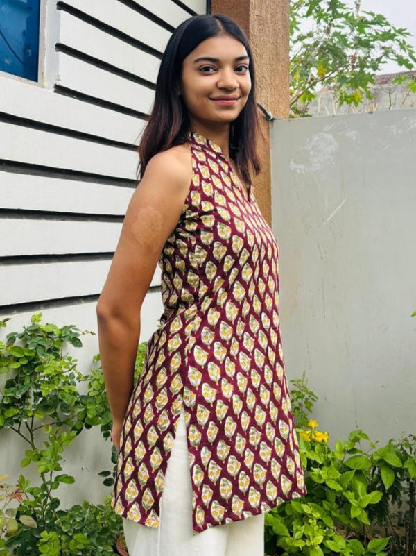 Maroon Mandarin Collar Cotton Kurti