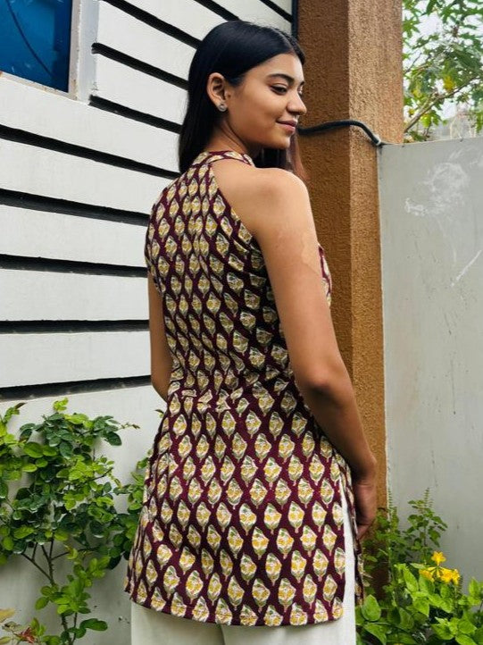 Maroon Mandarin Collar Cotton Kurti