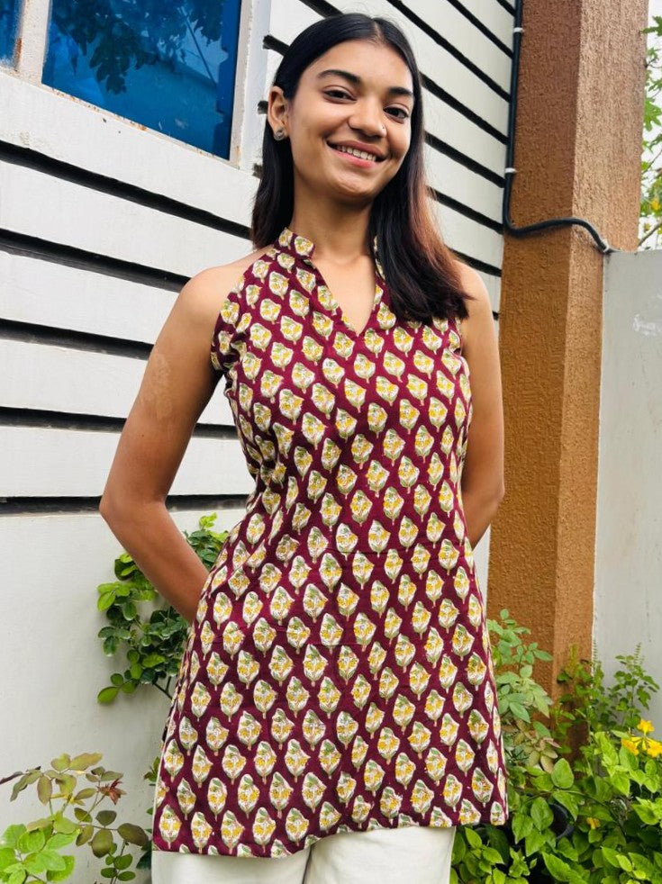 Maroon Mandarin Collar Cotton Kurti