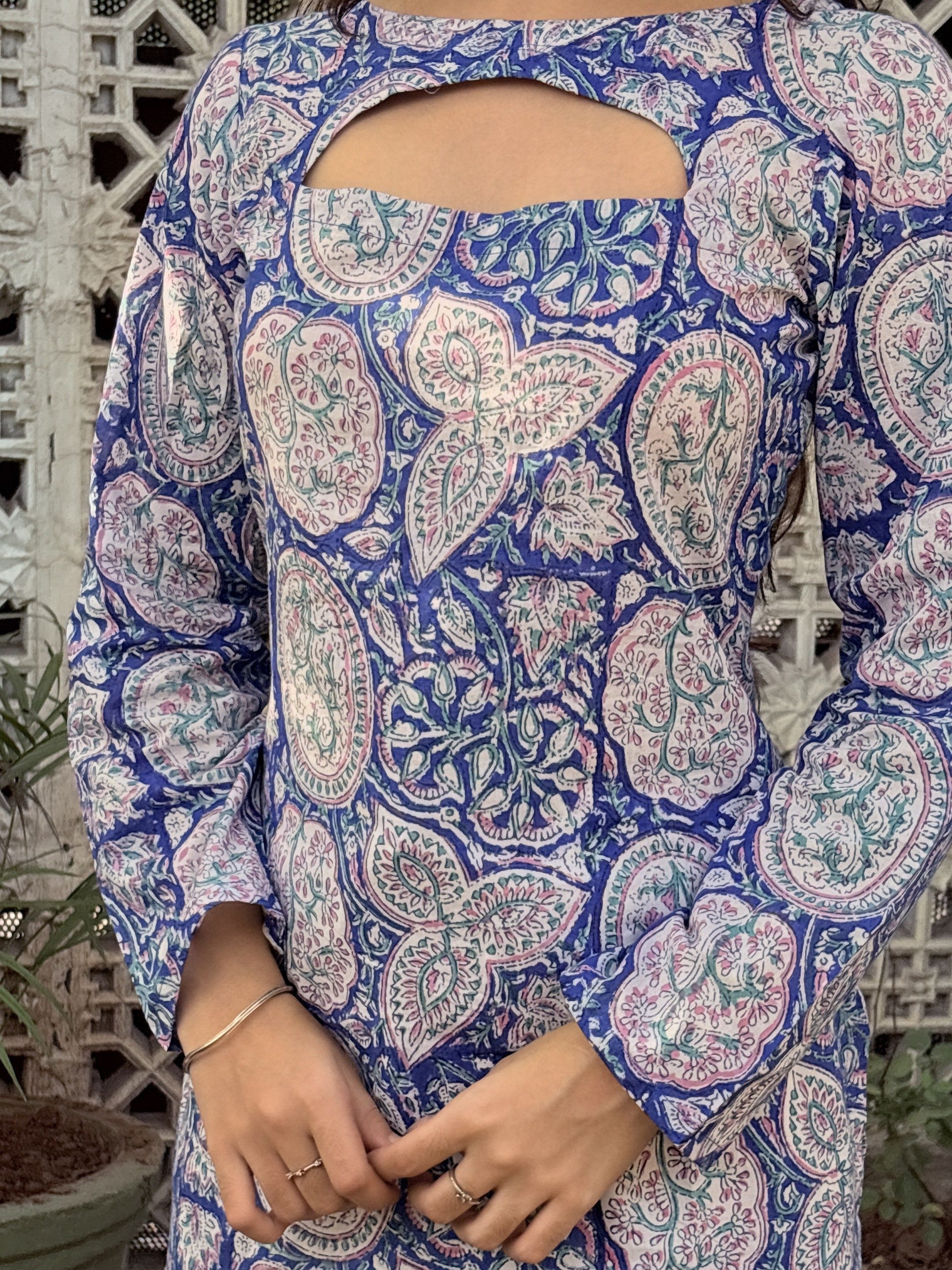 Blue Floral Print Cut-Out Neck Short Kurti