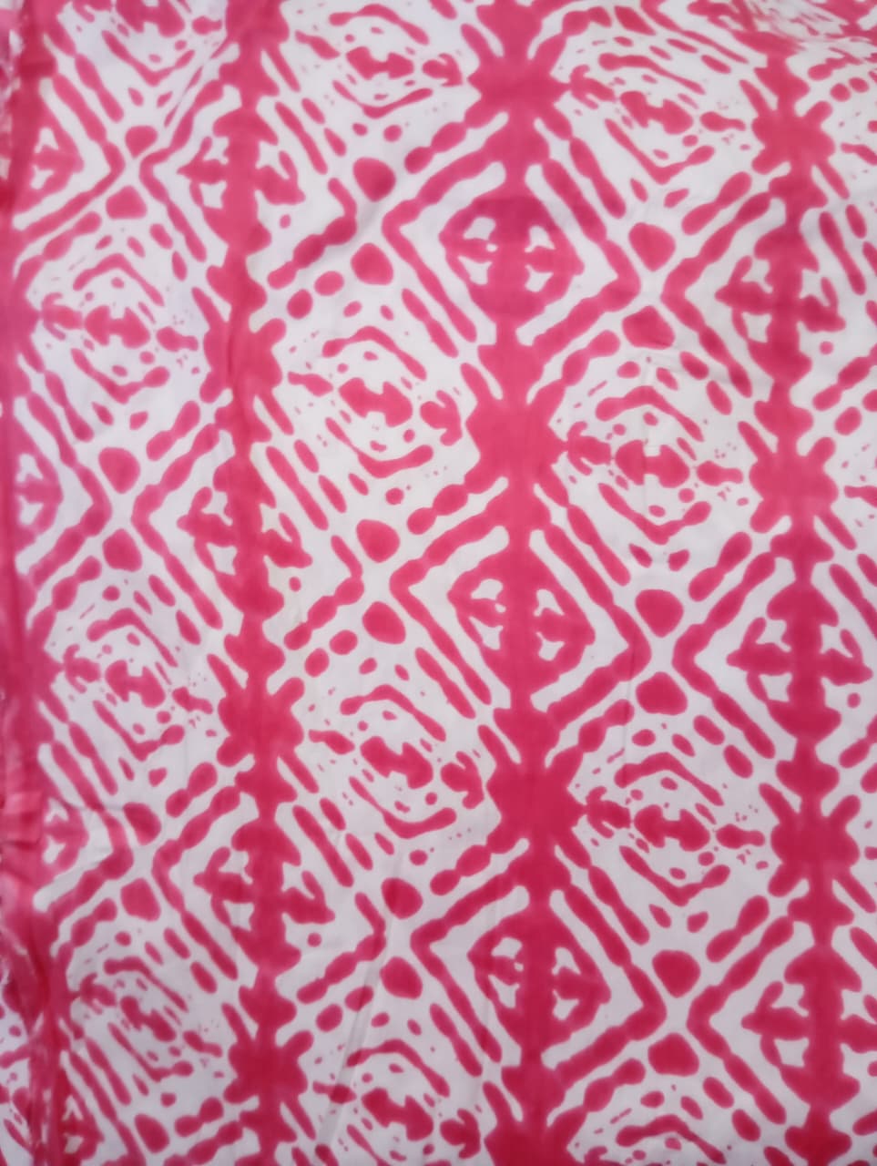 Pink Geometric Print Kurti With Scarf