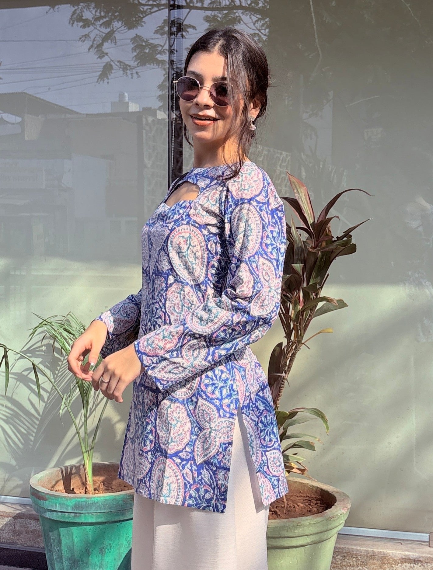 Blue Floral Print Cut-Out Neck Short Kurti